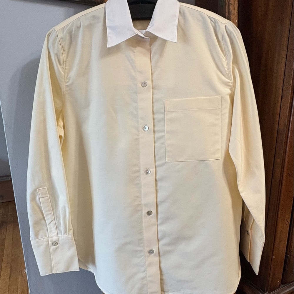 Vince. Contrast-Collar Cotton Oxford Shirt - Butter (M) - Picture 2 of 4